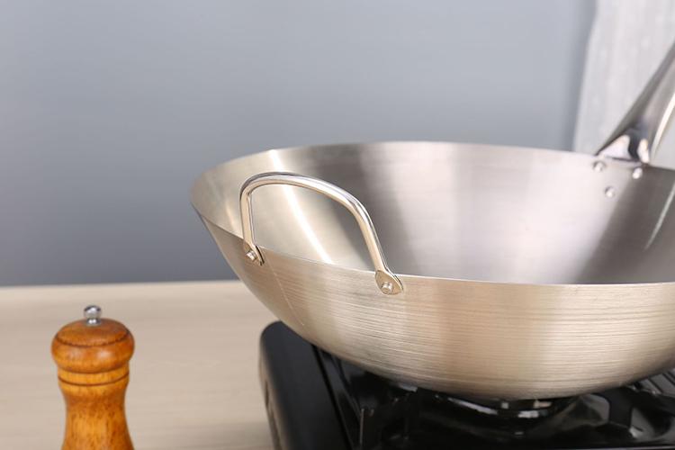 padella-wok-per-friggere
